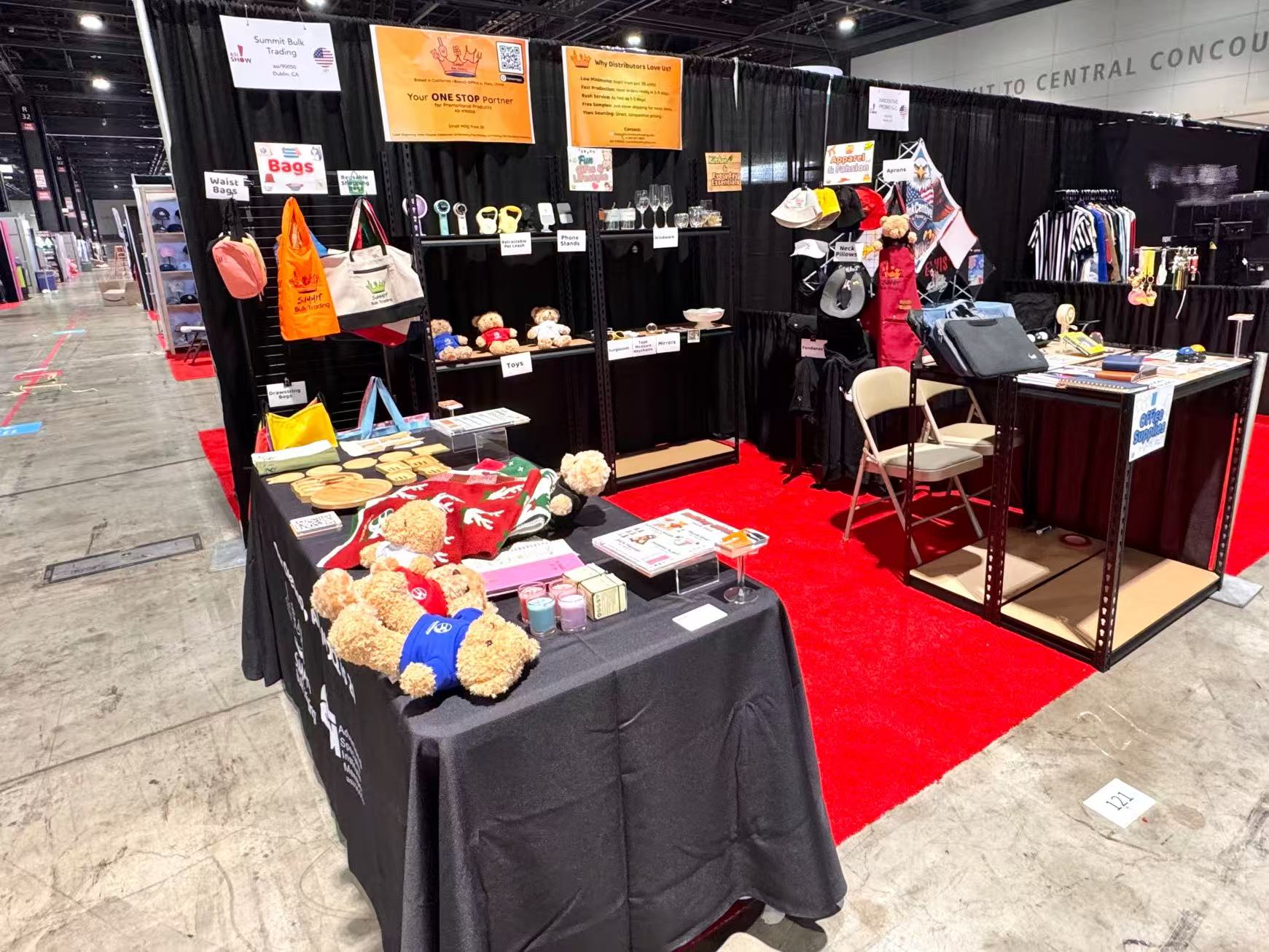 Summit Bulk Trading booth at ASI Chicago 2025